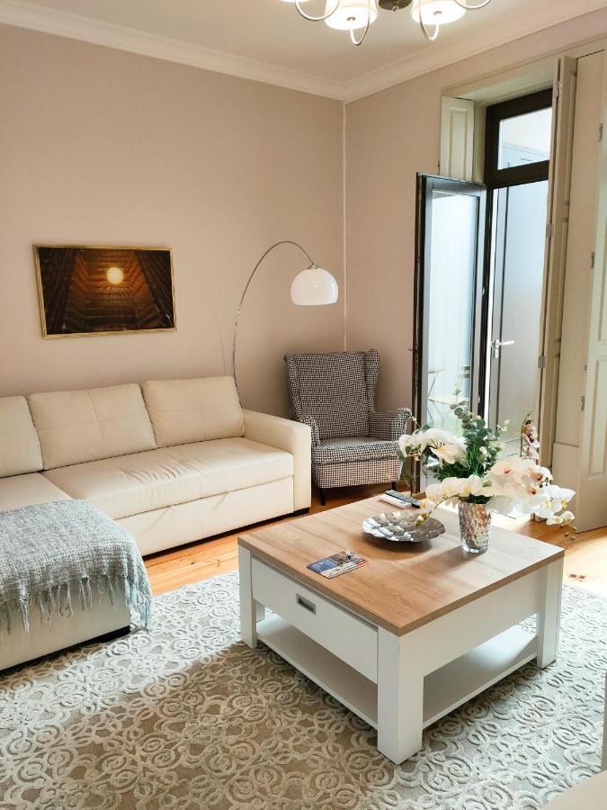Porto Historic - Apartment With Private Patio Exterior photo